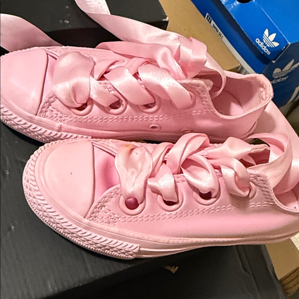 Converse Pink Kids Sneakers with Satin Laces